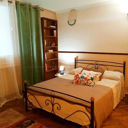 Romantic Apartment Ideal For Women! Athens Luaran gambar