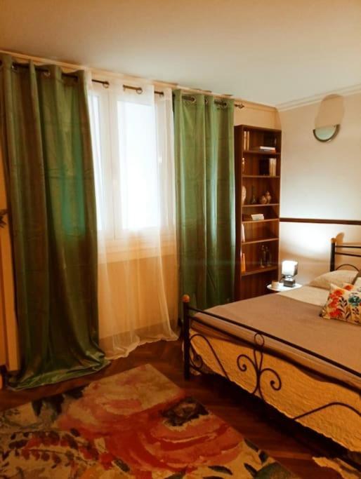 Romantic Apartment Ideal For Women! Athens Luaran gambar