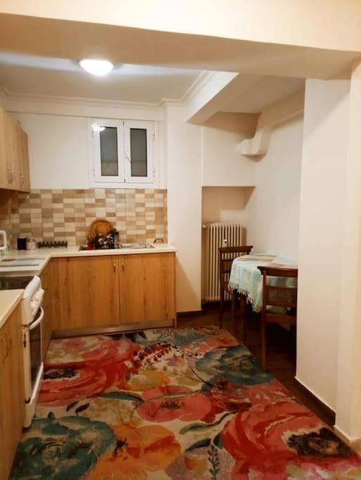Romantic Apartment Ideal For Women! Athens Luaran gambar