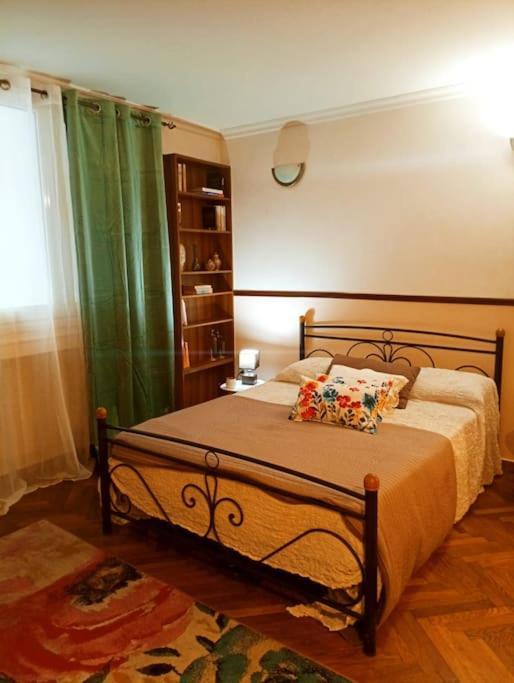 Romantic Apartment Ideal For Women! Athens Luaran gambar